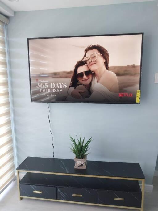 1Bedroom Unit At Azure North With Netflix Up To 6Pax 산페르난도 외부 사진
