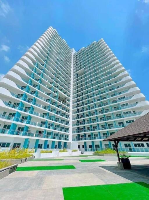 1Bedroom Unit At Azure North With Netflix Up To 6Pax 산페르난도 외부 사진