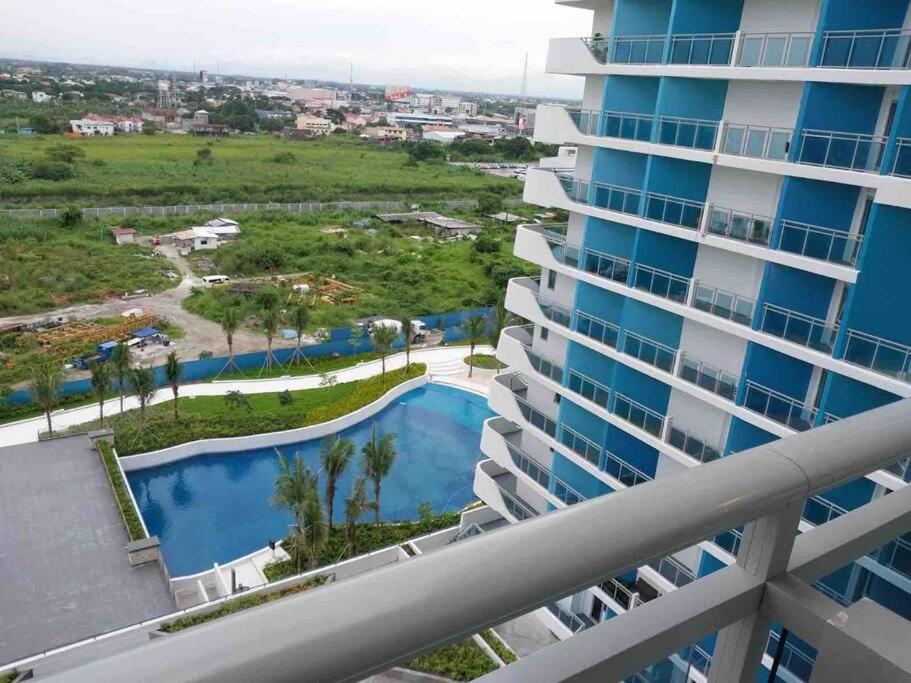 1Bedroom Unit At Azure North With Netflix Up To 6Pax 산페르난도 외부 사진
